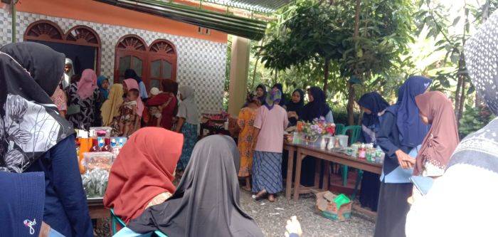 BAZAR ROMADHON KELOMPOK WANITA TANI (KWT) SRI TANJUNG