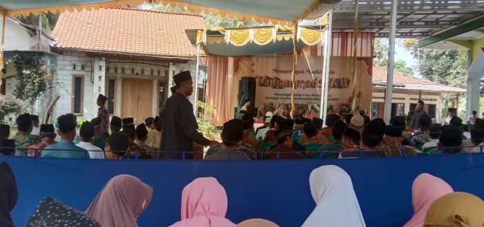 Peringatan Maulid Nabi di Masjid Al Maksum, Dukuh Mentasari, Desa Tanjungsari, Kecamatan Petanahan dengan Tema 