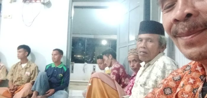 MUSYAWARAH SETAPAK DAN  PENGURUS RT LAPORAN ILI-ILI  SERTA KUNCI